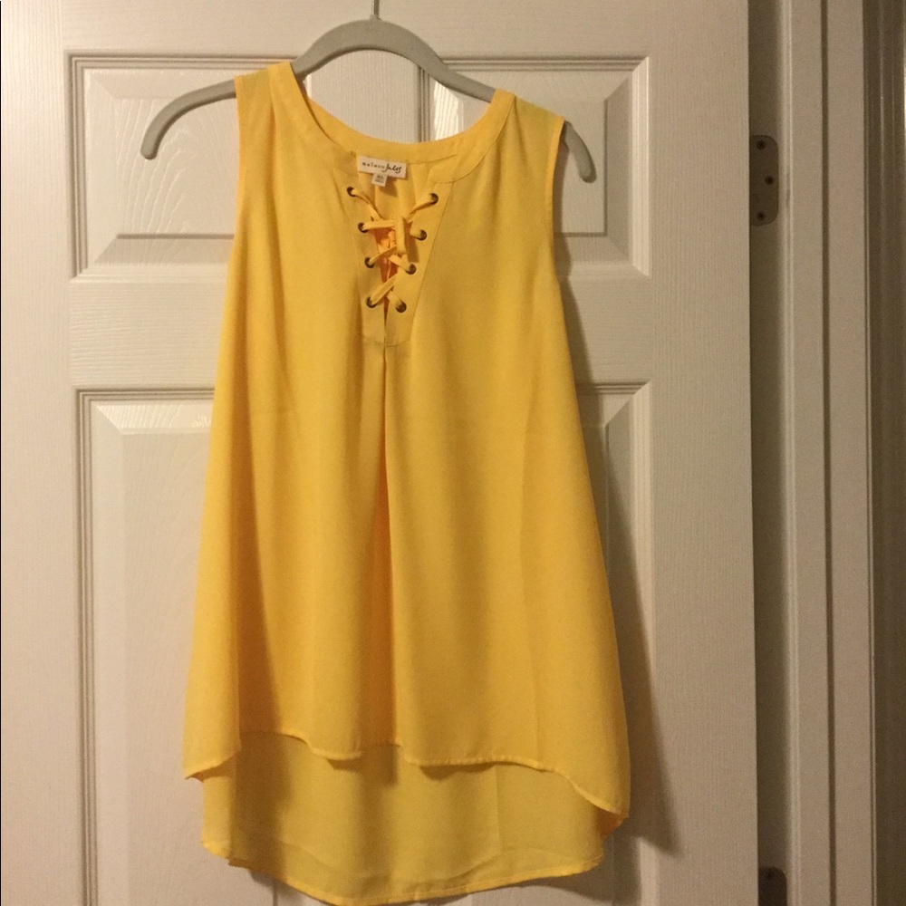Maison Jules yellow sleeveless blouse